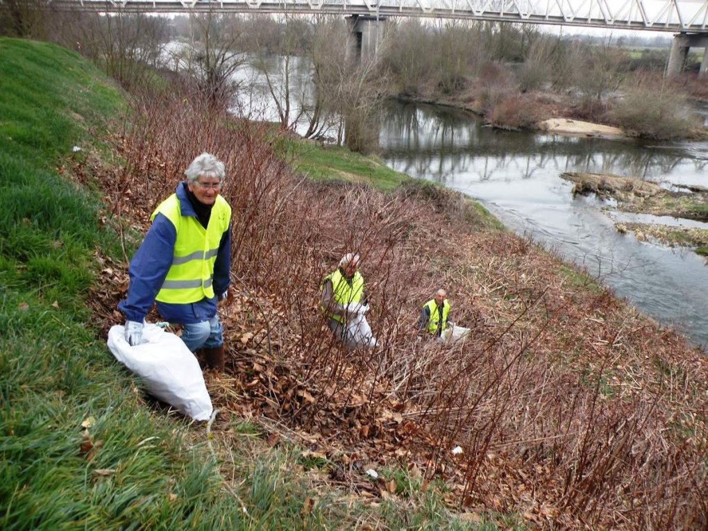 Loire propre : un millier de bénévoles mobilisés !
