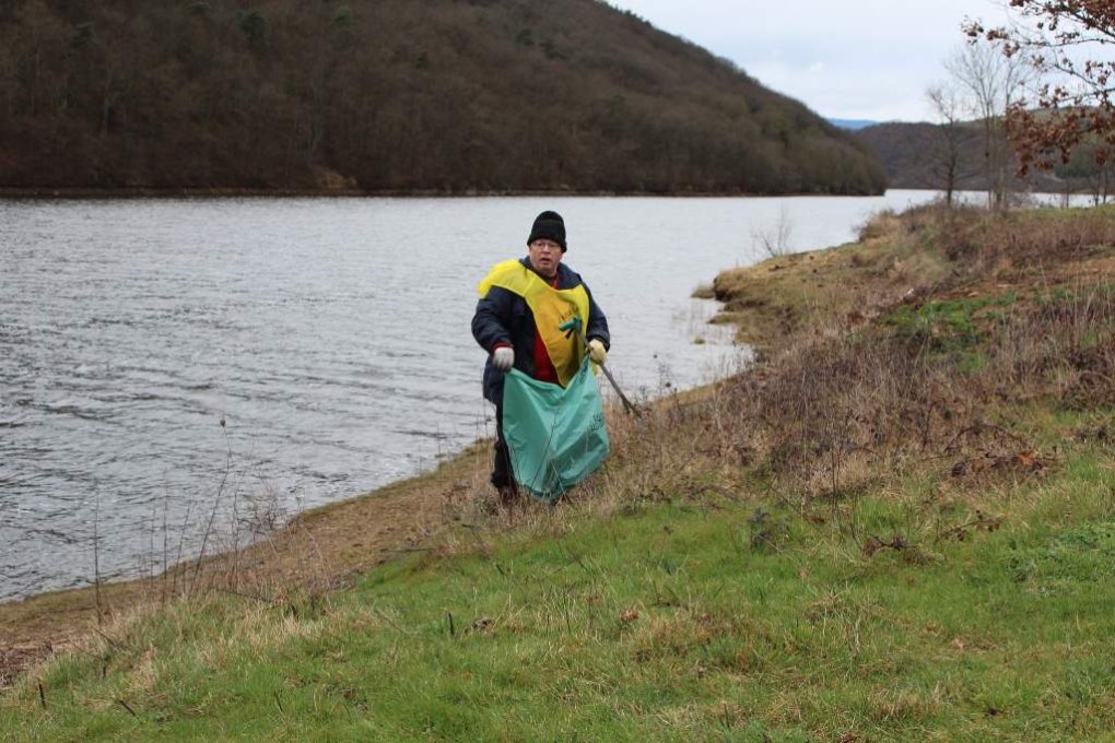 Ils se sont mouillés pour rendre la Loire plus propre