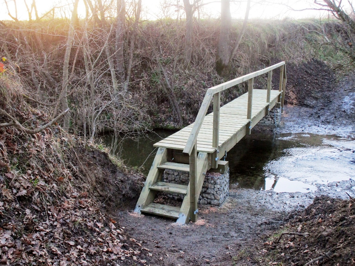 Une passerelle construite par les randonneurs !