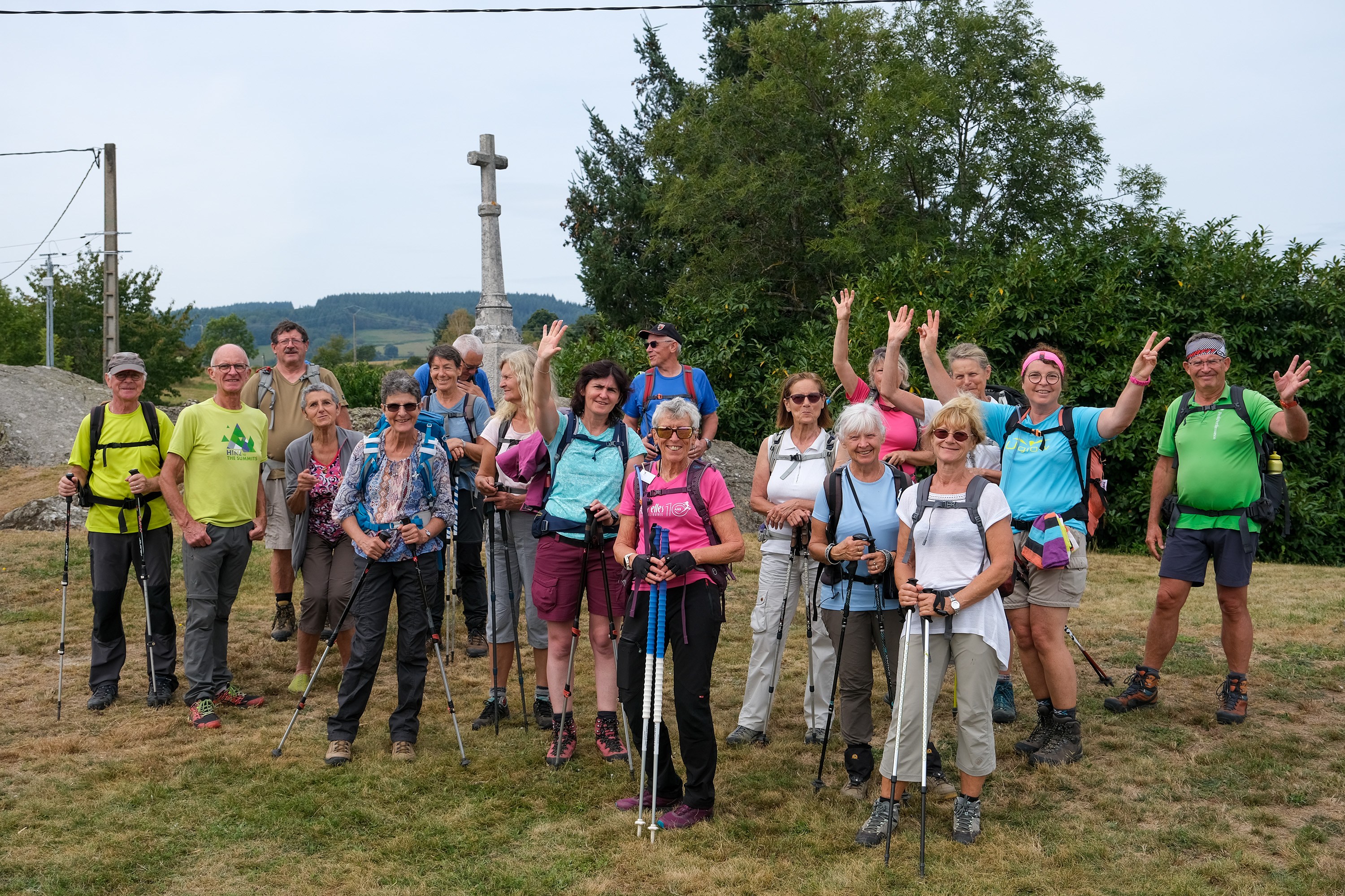 15 randonneurs ont découvert les Monts de la Madeleine