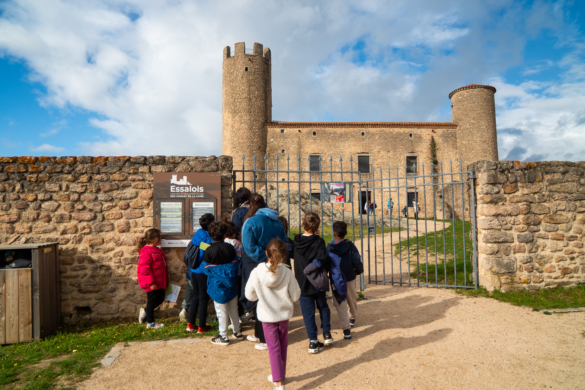 La rando au château : 657 visiteurs à Essalois