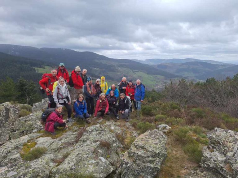 Itinérance : 14 randonneurs sur les chemins du Pilat