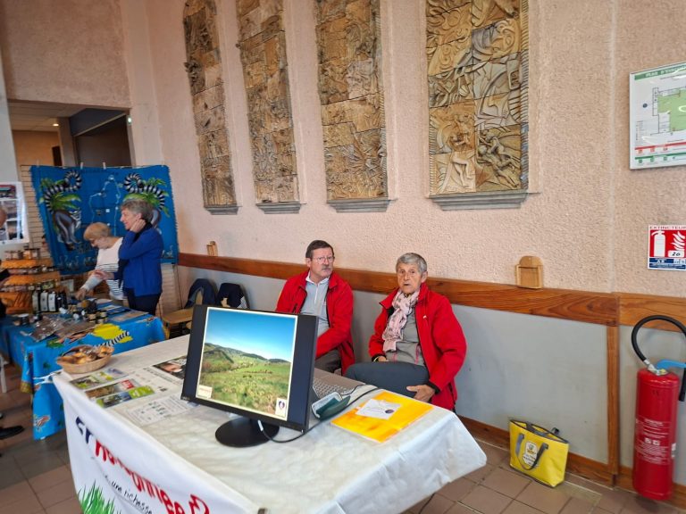 St-Haon-le-Châtel : la Rando Santé® au 1er salon du bien-être